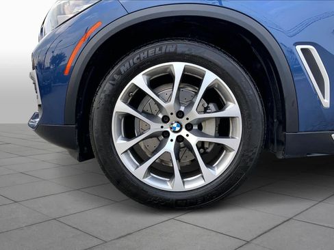 Used 2019 BMW X5 xDrive40i w/ Premium Package 2 image 23