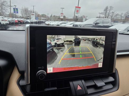 Used 2023 Toyota RAV4 XLE w/ Convenience Package image 27