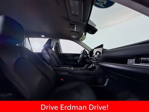 Certified 2024 Toyota Grand Highlander FWD image 25