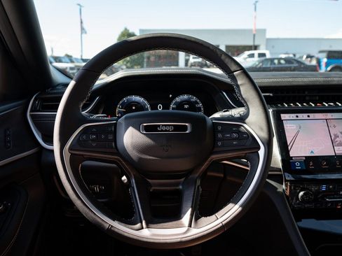 New 2025 Jeep Grand Cherokee Limited w/ Luxury Tech Group II image 29