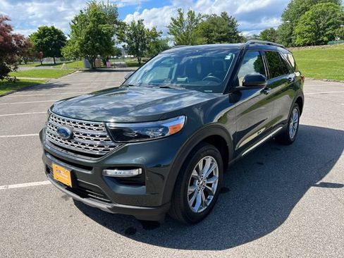 Certified 2023 Ford Explorer Limited w/ Limited Technology Package AWD/4WD image 5