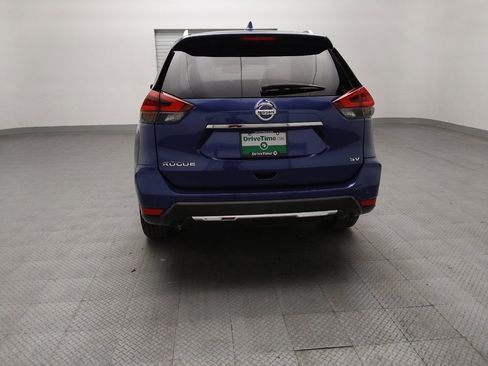Used 2020 Nissan Rogue SV FWD image 6