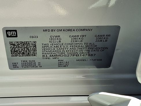 Used 2023 Buick Encore GX Select w/ Sport Touring Package FWD image 28