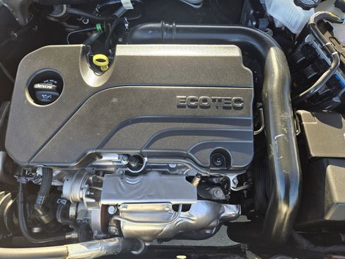 Used 2024 Chevrolet Malibu LT image 31