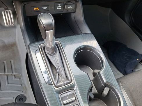 Used 2022 Honda Civic Sport image 11