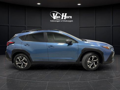 Used 2024 Subaru Crosstrek 2.0i Premium image 36