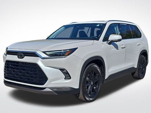 Certified 2026 Toyota Grand Highlander Platinum image 1