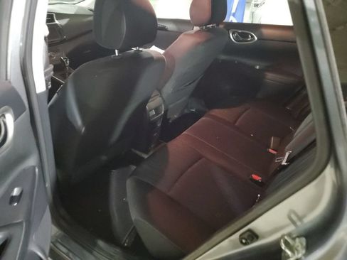 Used 2019 Nissan Sentra SV FWD image 12
