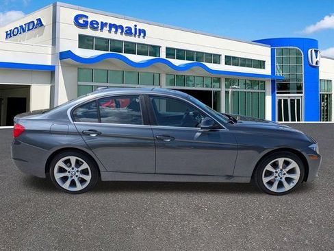 Used 2015 BMW 320i xDrive Sedan AWD/4WD image 4