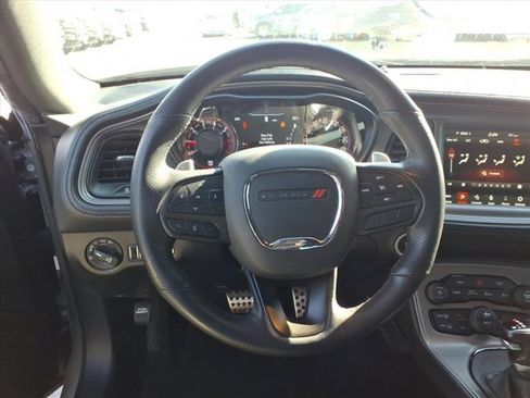 Used 2023 Dodge Challenger R/T w/ Plus Package image 7