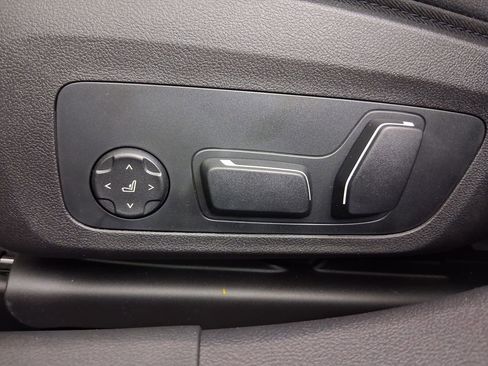 New 2026 BMW 330i 330i NA w/ Convenience Package image 13