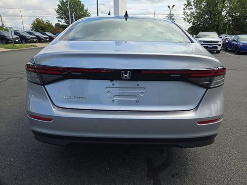 New 2026 Honda Accord SE image 5