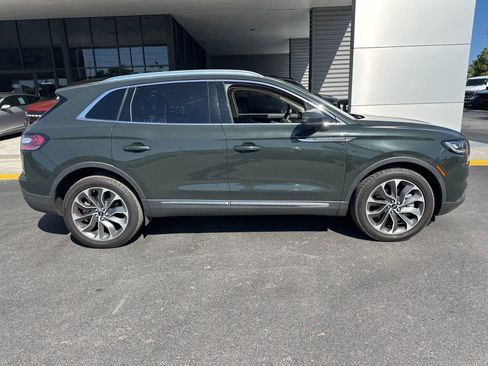 Used 2023 Lincoln Nautilus Reserve w/ Luxury Package AWD/4WD image 3