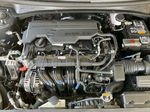 Used 2022 Hyundai Elantra SEL w/ Convenience + Premium Package image 31