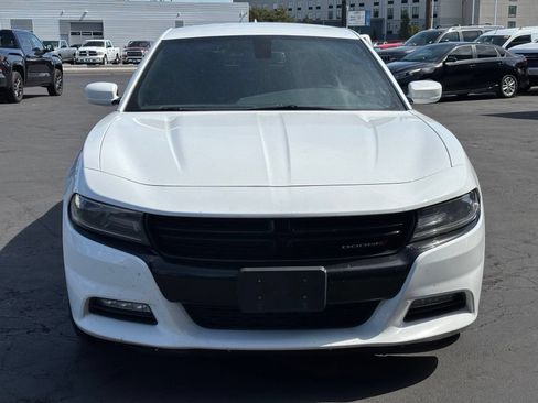 Used 2020 Dodge Charger SXT AWD/4WD image 2
