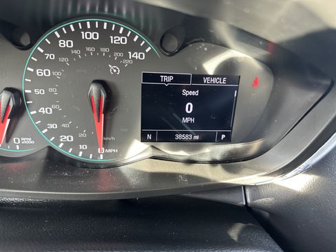 Used 2020 Chevrolet Trax LT image 22