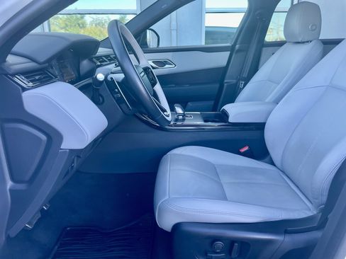Certified 2026 Land Rover Range Rover Velar Dynamic SE AWD/4WD image 14