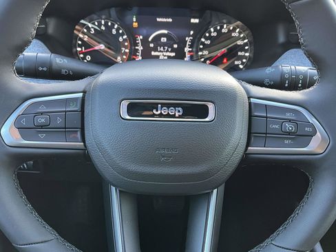New 2026 Jeep Compass Latitude image 22