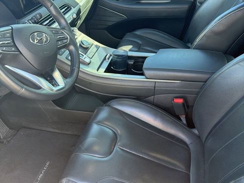 Used 2022 Hyundai Palisade Limited image 2