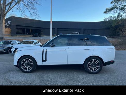 Used 2023 Land Rover Range Rover SE image 4