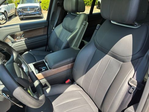 Certified 2025 Land Rover Range Rover Autobiography image 28