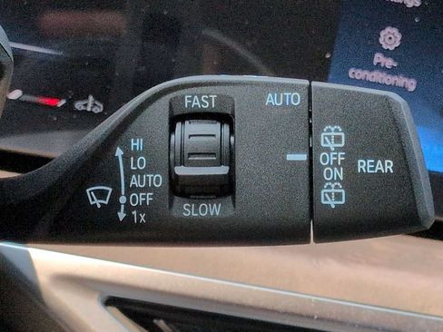 New 2027 BMW X7 xDrive40i w/ Executive Package AWD/4WD image 28