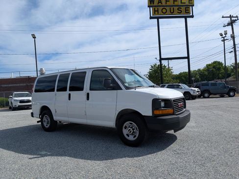 Used 2013 GMC Savana 2500 LS w/ Power Package RWD image 3