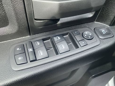 Used 2024 RAM 3500 Tradesman w/ Chrome Appearance Group image 12