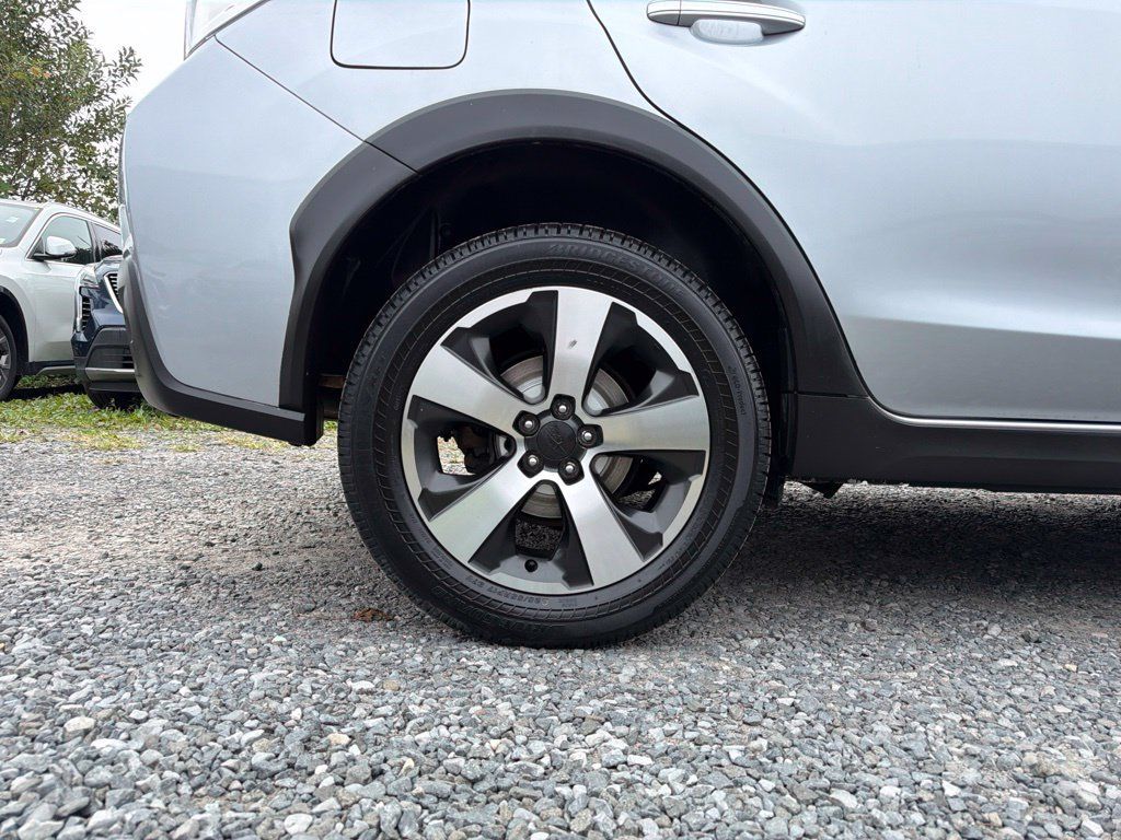 Used 2015 Subaru Crosstrek Touring AWD/4WD image 9