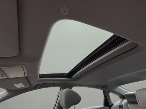 Used 2020 Honda Accord EX image 19