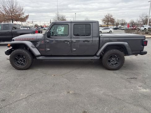 Used 2023 Jeep Gladiator Mojave image 4