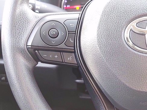 Certified 2019 Toyota RAV4 LE image 20