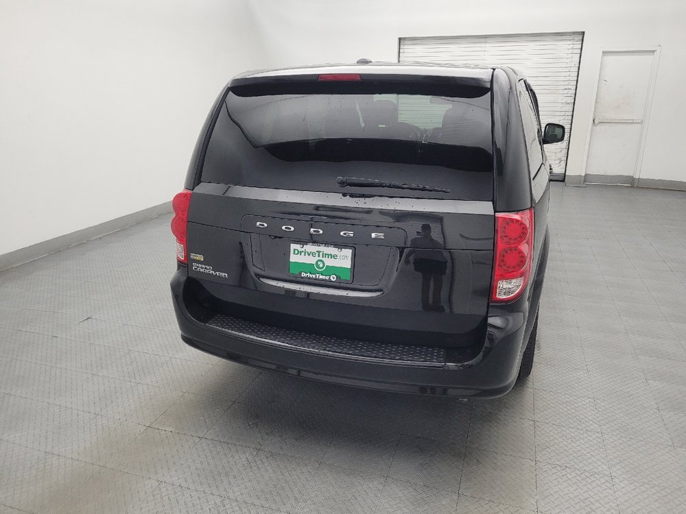 Used 2018 Dodge Grand Caravan SE FWD image 7