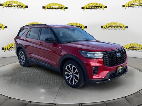 Certified 2025 Ford Explorer ST-Line w/ Premium Package image 10