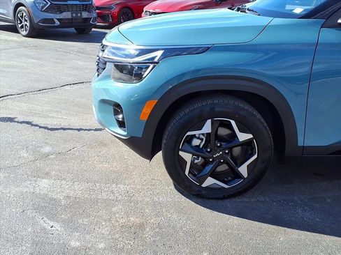 Used 2025 Kia Seltos S image 27