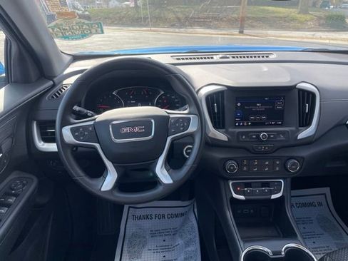Used 2024 GMC Terrain SLE image 14
