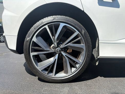 Certified 2024 Jaguar I-PACE R-Dynamic HSE AWD/4WD image 11