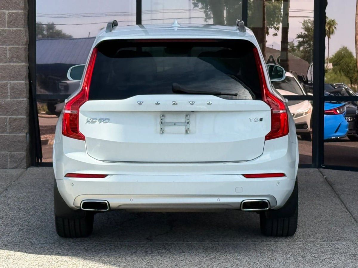 Used 2016 Volvo XC90 T6 Momentum w/ Momentum Plus Package AWD/4WD image 9