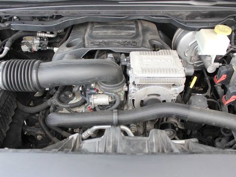 Used 2019 RAM 1500 Laramie w/ Sport Appearance Package image 25