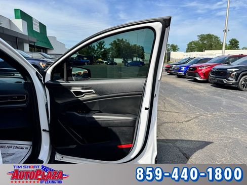 Used 2025 Kia Sportage X-Line w/ Premium Package AWD/4WD image 55