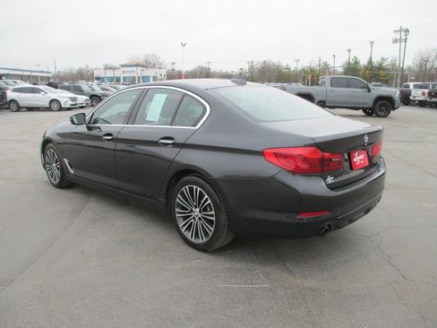 Used 2017 BMW 530i xDrive image 6