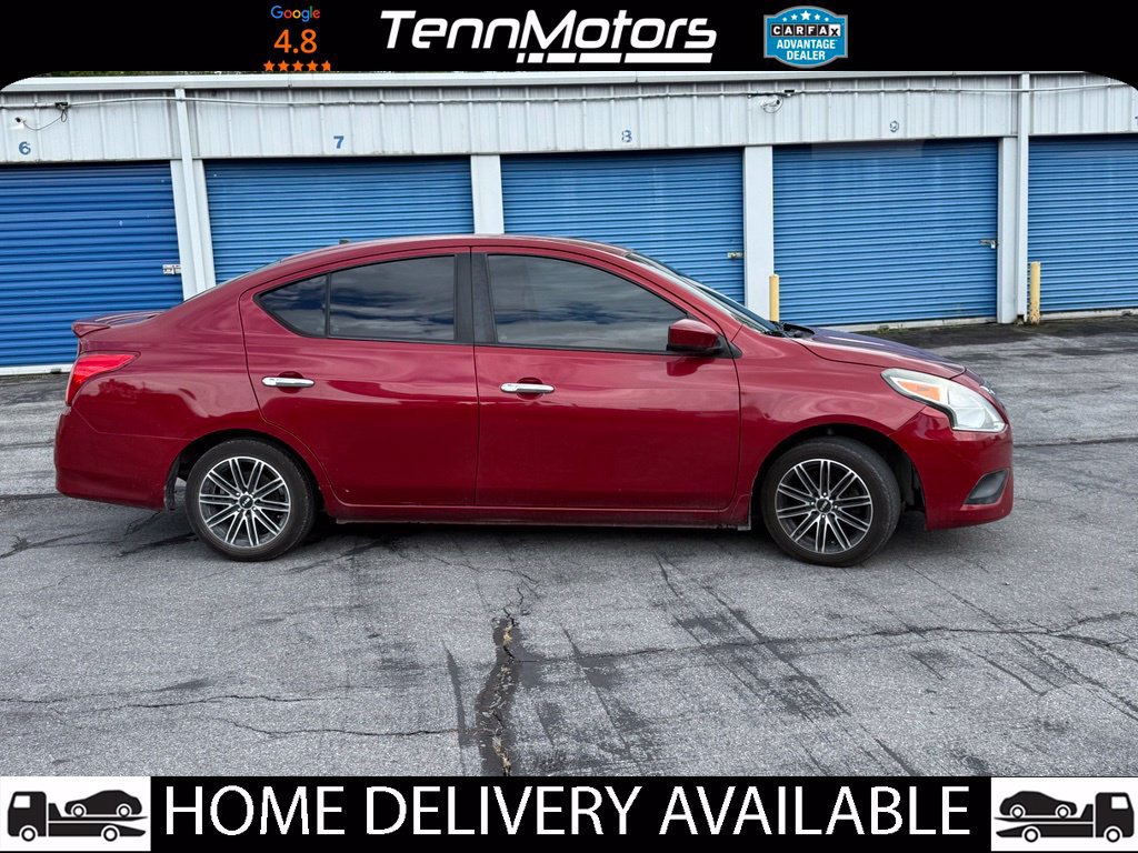 Used 2015 Nissan Versa SV FWD image 4