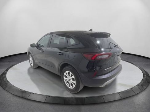 Used 2025 Ford Escape Active AWD/4WD image 8