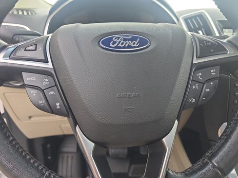 Certified 2019 Ford Edge Titanium w/ Cold Weather Package AWD/4WD image 13
