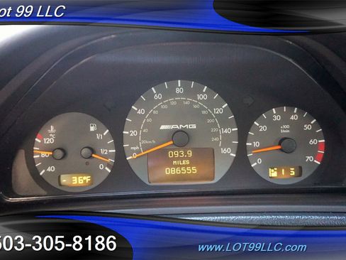 Used 2001 Mercedes-Benz CLK 55 AMG Coupe image 19