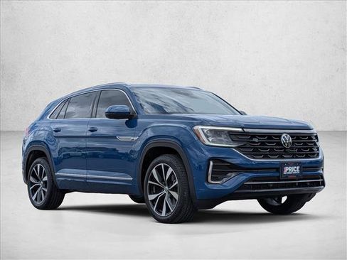 Used 2025 Volkswagen Atlas Cross Sport SEL Premium R-Line AWD/4WD image 3