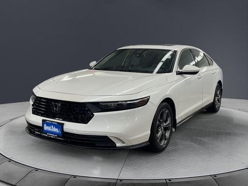 Certified 2023 Honda Accord EX image 7