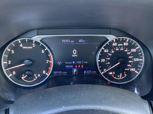 Used 2024 Nissan Altima 2.5 SR image 23