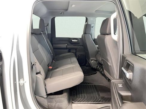 Used 2026 Chevrolet Silverado 2500 Custom w/ Custom Value Package image 9