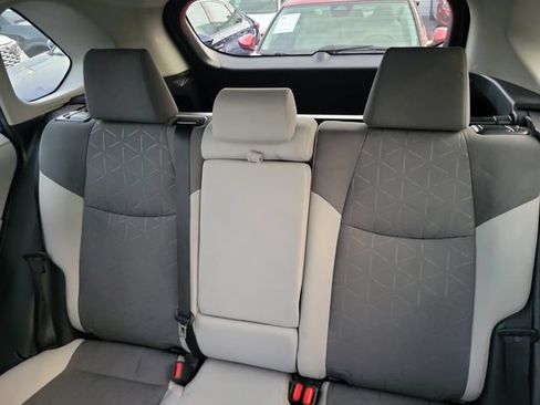 Used 2020 Toyota RAV4 XLE FWD image 10